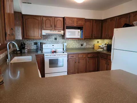 Kitchen - 2486 Stroebe Island Dr, Appleton, WI 54914 photo 1 of 3