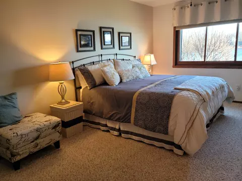 Bedroom - 2486 Stroebe Island Dr, Appleton, WI 54914 photo 1 of 5