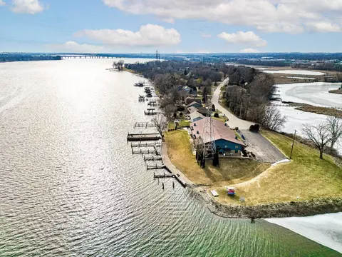 View/Area - 2486 Stroebe Island Dr, Appleton, WI 54914 photo 5 of 8