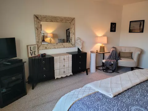 Bedroom - 2486 Stroebe Island Dr, Appleton, WI 54914 photo 3 of 5