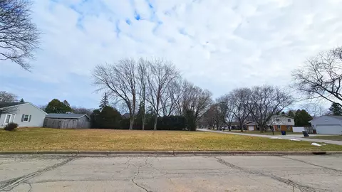 601 Chantilly Rue, Green Bay, WI 54301