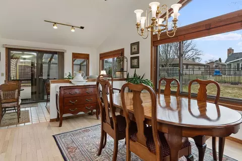 Dining - 21 Sunray Ct, Appleton, WI 54915 photo 3 of 3