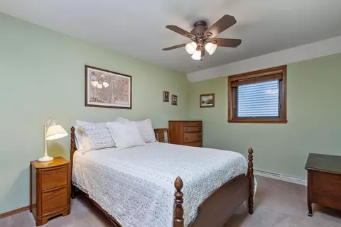 Bedroom - 21 Sunray Ct, Appleton, WI 54915 photo 3 of 7