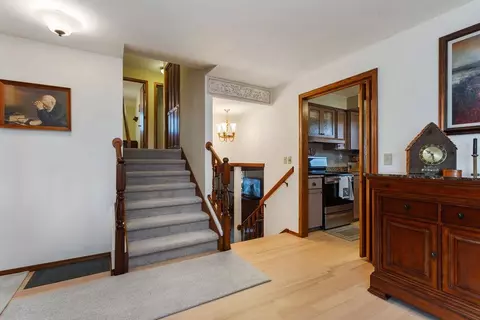 Entry Way - 21 Sunray Ct, Appleton, WI 54915 photo 1 of 1