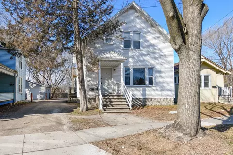 217 N Roosevelt St, Green Bay, WI 54301