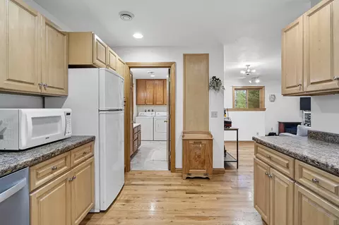 Kitchen - n7904 Memory Lane, Gresham, WI 54128 photo 2 of 3