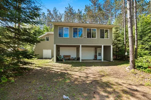 n7904 Memory Lane, Gresham, WI 54128