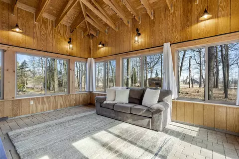 Living - 2831 Winnegamie Dr, Appleton, WI 54914 photo 4 of 4