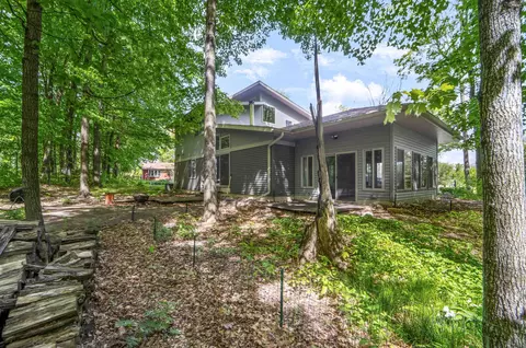 Exterior - 2831 Winnegamie Dr, Appleton, WI 54914 photo 6 of 14