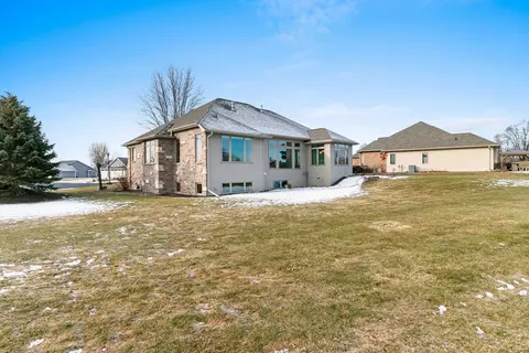 630 Linksview Ct, Wrightstown, WI 54180 photo 10