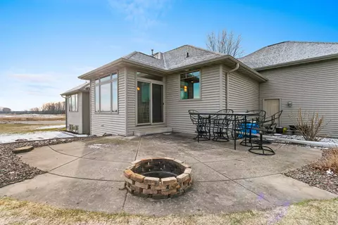 630 Linksview Ct, Wrightstown, WI 54180 photo 7