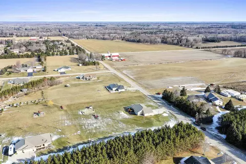 View/Area - 813 Hilbert Rd, Sobieski, WI 54171 photo 3 of 10