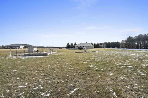 Exterior - 813 Hilbert Rd, Sobieski, WI 54171 photo 23 of 24