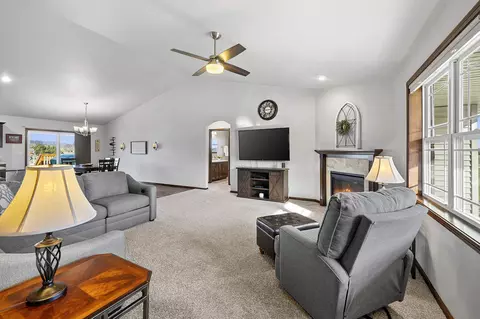 Living - 813 Hilbert Rd, Sobieski, WI 54171 photo 2 of 9