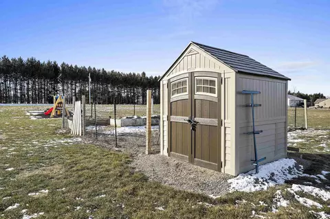 Exterior - 813 Hilbert Rd, Sobieski, WI 54171 photo 20 of 24