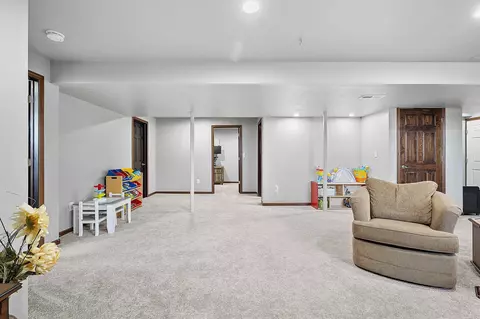 Living - 813 Hilbert Rd, Sobieski, WI 54171 photo 8 of 9