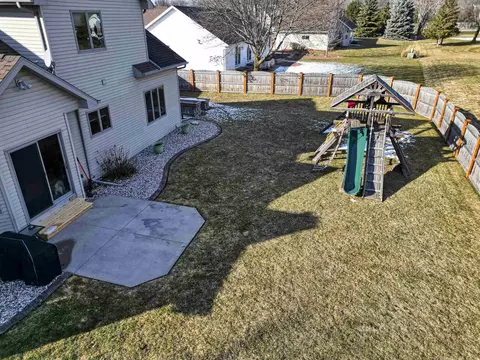 View/Area - 3724 S Hampton Ct, Appleton, WI 54915 photo 1 of 7