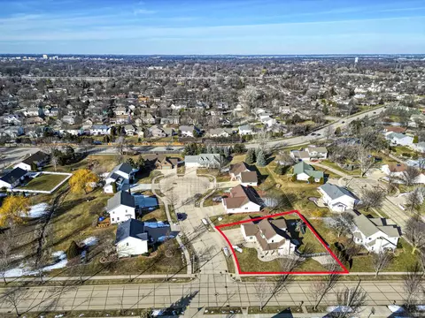 View/Area - 3724 S Hampton Ct, Appleton, WI 54915 photo 5 of 7