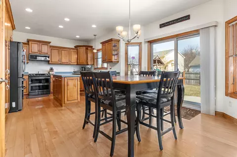 Dining - 3724 S Hampton Ct, Appleton, WI 54915 photo 1 of 1