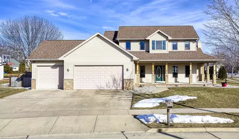 3724 S Hampton Ct, Appleton, WI 54915