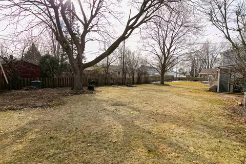 Exterior - 1321 S Riverdale Dr, Appleton, WI 54914 photo 7 of 7