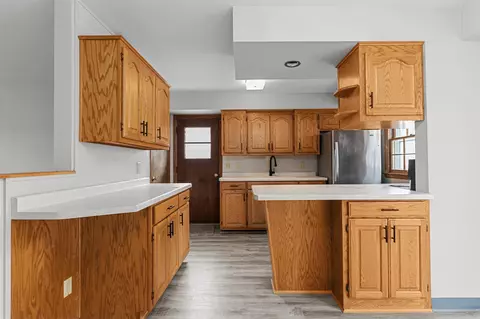 Kitchen - 907 S Joseph St, Appleton, WI 54915 photo 3 of 6