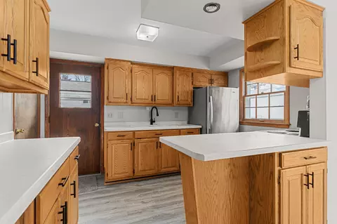 Kitchen - 907 S Joseph St, Appleton, WI 54915 photo 1 of 6