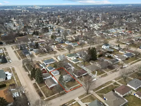 View/Area - 907 S Joseph St, Appleton, WI 54915 photo 2 of 2