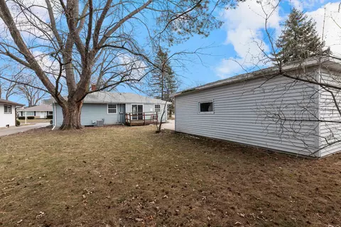 Exterior - 907 S Joseph St, Appleton, WI 54915 photo 3 of 6