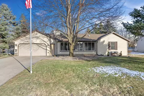n1682 Ridgeway Drive, Greenville, WI 54942