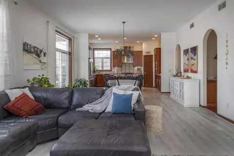 Living - 330 E Flintrock Dr, Appleton, WI 54913 photo 3 of 6