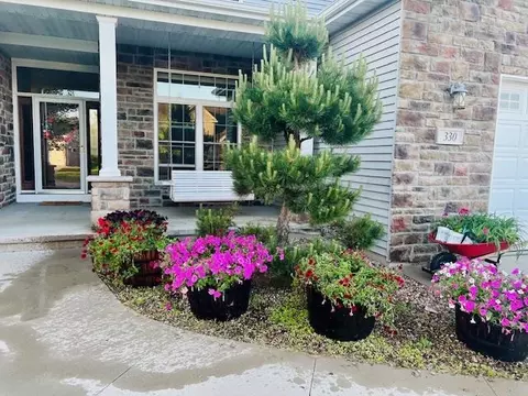Exterior - 330 E Flintrock Dr, Appleton, WI 54913 photo 3 of 17