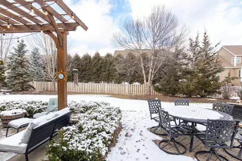 Exterior - 330 E Flintrock Dr, Appleton, WI 54913 photo 7 of 17