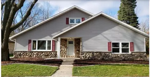2115 N Birchwood Ave, Appleton, WI 54914
