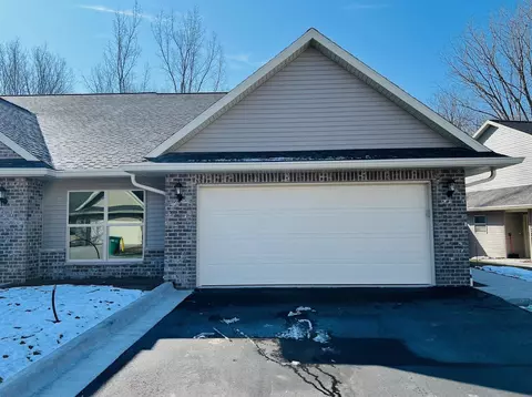 2447 Remington Rd # -7, Green Bay, WI 54302