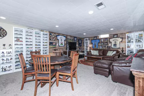 Living - 1125 W Frances St, Appleton, WI 54914 photo 5 of 6