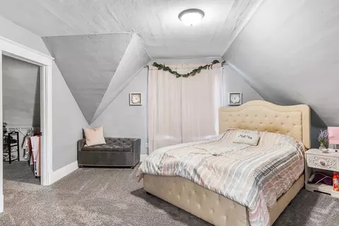 Bedroom - 727 W Commercial St, Appleton, WI 54914 photo 4 of 7