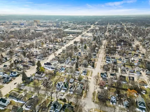 View/Area - 727 W Commercial St, Appleton, WI 54914 photo 8 of 9
