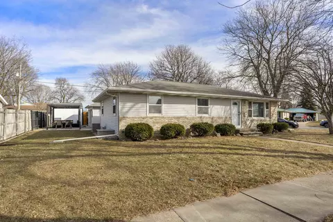 201 Paul Dr, Kimberly, WI 54136