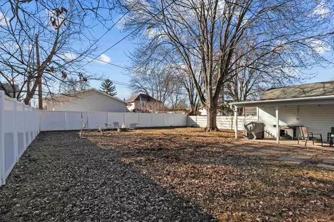 619 E Maple St, Appleton, WI 54915 photo 9