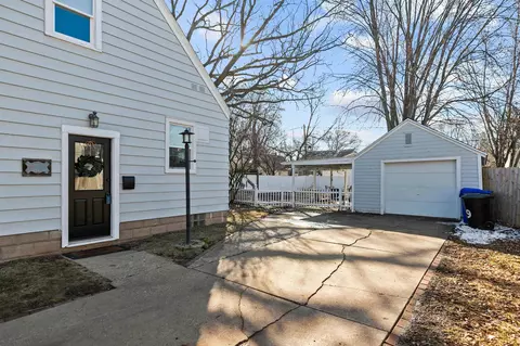 619 E Maple St, Appleton, WI 54915 photo 3