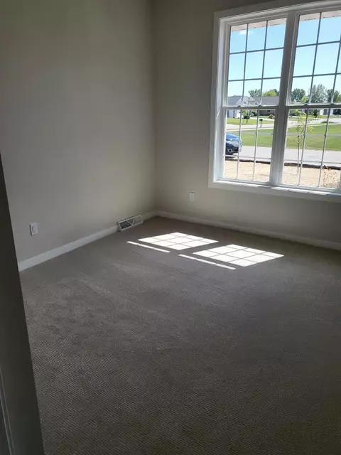 Bedroom - 5024 N Milkweed Trl, Appleton, WI 54913 photo 3 of 3