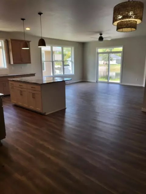 Living - 5024 N Milkweed Trl, Appleton, WI 54913 photo 1 of 3