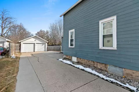 Exterior - 1914 S Oneida St, Appleton, WI 54915 photo 4 of 10