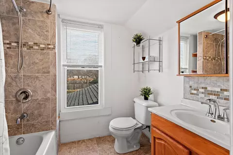 Bath - 1914 S Oneida St, Appleton, WI 54915 photo 3 of 3