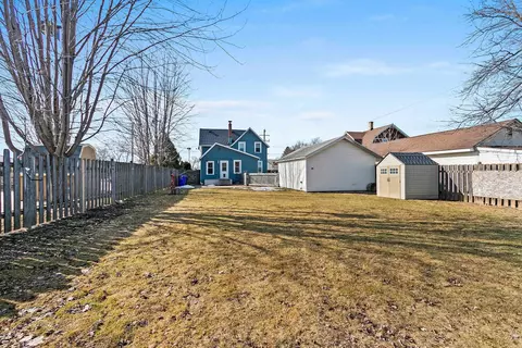 Exterior - 1914 S Oneida St, Appleton, WI 54915 photo 9 of 10