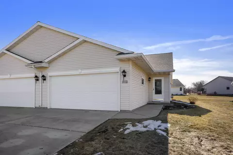 1060 4th St, Fond Du Lac, WI 54935