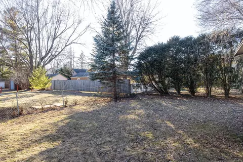 1741 N Oneida St, Appleton, WI 54911 photo 18