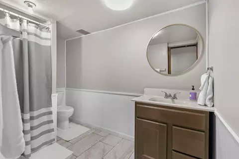 Bath - 1730 S Madison St, Appleton, WI 54915 photo 3 of 3