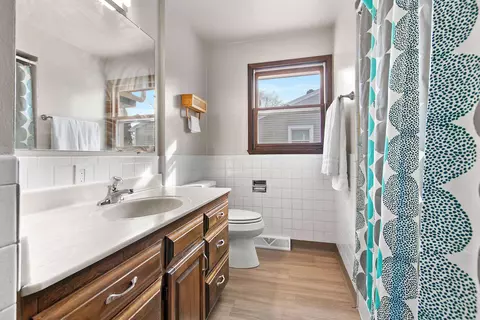 Bath - 1730 S Madison St, Appleton, WI 54915 photo 1 of 3